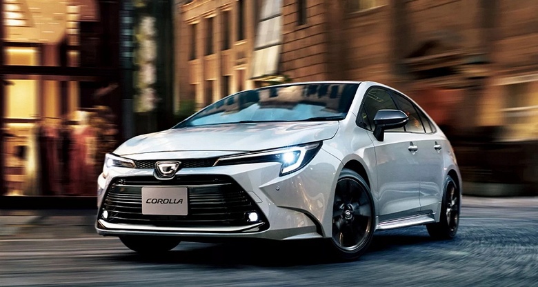 Чисто бензиновая версия осталась в прошлом: представлена новейшая Toyota Corolla за $15 700 (1,3 млн рублей)