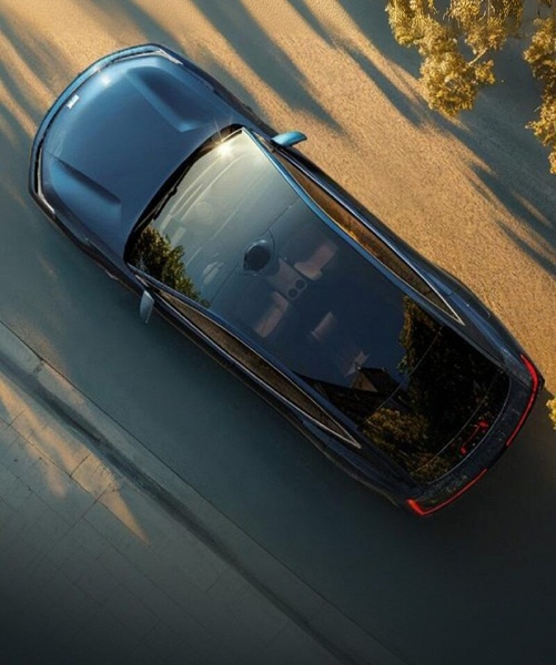 Новинка класса Honda Accord проезжает 1600 км с расходом менее 4 л на 100 км и стоит $17 400 (1,4 млн рублей). Представлен седан Geely Galaxy Starshine 8