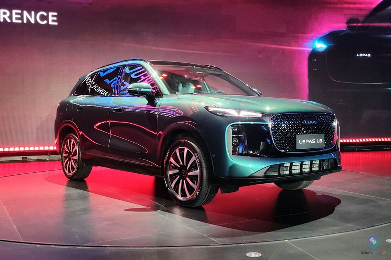 Очередной кроссовер под очередным суббрендом Chery: Lepas L8 поступит в продажу в России в 2026 году по цене от 2,5 млн рублей &mdash; так считает &laquo;Рольф&raquo;