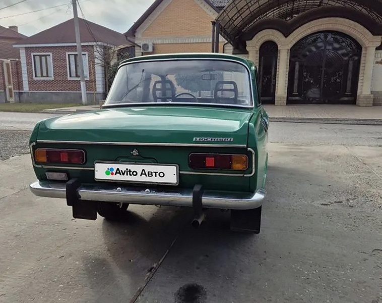 Новый &laquo;Москвич&raquo; &mdash; за 740 тыс. рублей. В России нашелся коллекционный &laquo;Москвич-2140&raquo;