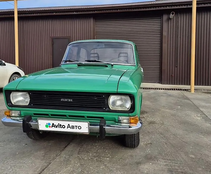 Новый &laquo;Москвич&raquo; &mdash; за 740 тыс. рублей. В России нашелся коллекционный &laquo;Москвич-2140&raquo;