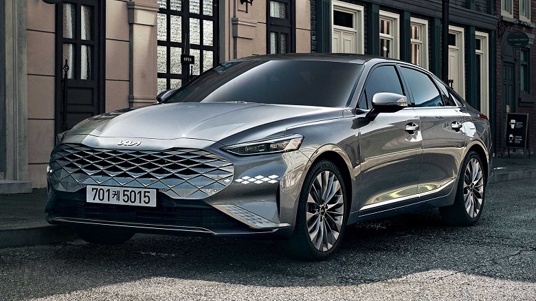 В Казахстане устроили распродажу Kia K8: 300 л.с. и 8-ступенчатый &laquo;автомат&raquo; &mdash; за 21,95 млн тенге (3,5 млн рублей)