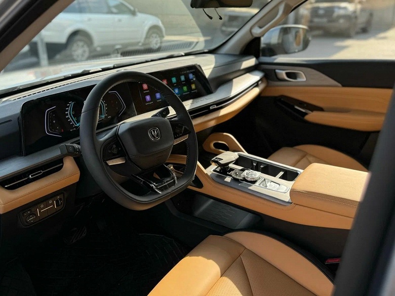 8-ступенчатый «автомат», мощный мотор, полный привод, а также душ, холодильник и даже стиральная машина. В России продают автодом Changan Hunter Plus 2025 года за 8,4 млн рублей - 4 8-ступенчатый «автомат», мощный мотор, полный привод, а также душ, холодильник и даже стиральная машина. В России продают автодом Changan Hunter Plus 2025 года за 8,4 млн рублей