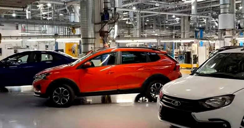 &laquo;Есть большие сомнения, что конвейер разгонят&raquo;, &mdash; сотрудник АвтоВАЗа заявил, что производство буксует, в день собирают всего по три Lada Iskra