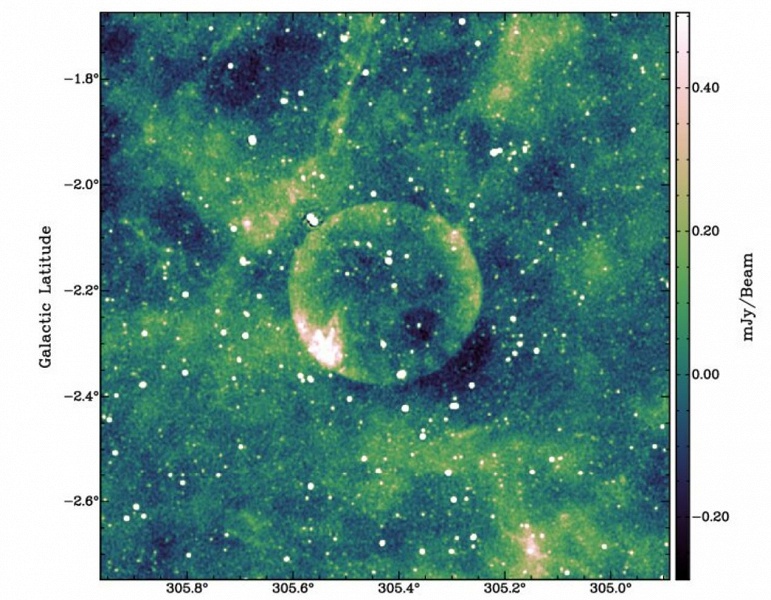 Взрыв белого карлика породил тумманость практически идеальной формы