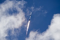 «Двое суток жизни в новых условиях, а, скорее всего, и побольше — корональная дыра быстро растёт». На Землю обрушилась магнитная буря - 2 «Двое суток жизни в новых условиях, а, скорее всего, и побольше — корональная дыра быстро растёт». На Землю обрушилась магнитная буря - 2