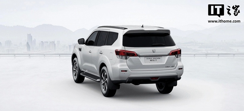 Вдвое дешевле, чем в России: представлен большой внедорожник Nissan Paladin 2025 за 72 800 юаней (1,9 млн рублей)