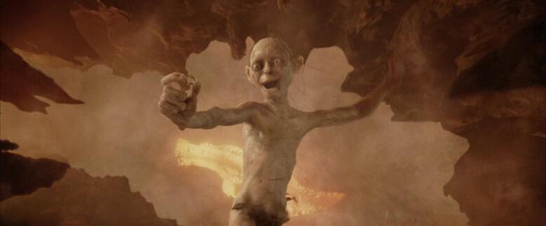 Голлум падает в жерло Ородруина. Кадр из фильма  «Властелин колец»