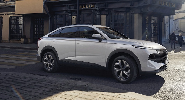 На замену Geely Tugella: первые полноприводные купе-кроссоверы российской сборки Haval F7x нашли покупателей