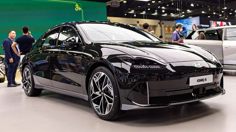 Радикальное решение Hyundai вызвало настоящий фурор: скидки до 21 000 евро сделали премиальный Ioniq 6 таким же дешёвым, как бензиновые хетчбэки С-класса