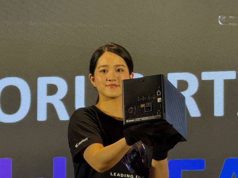 Самая быстрая в мире внешняя видеокарта: представлена Aorus RTX 5090 AI Box с СЖО и кучей портов