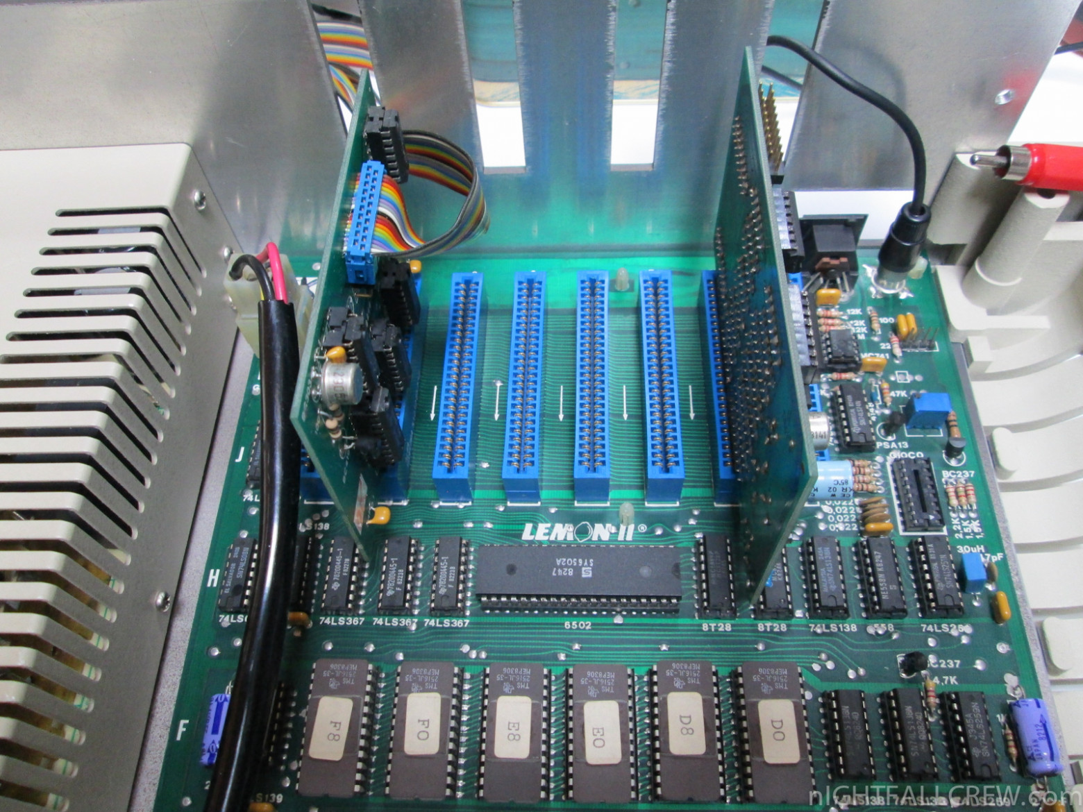 Два лимона. Итальянский клон легендарного компьютера Apple - 2