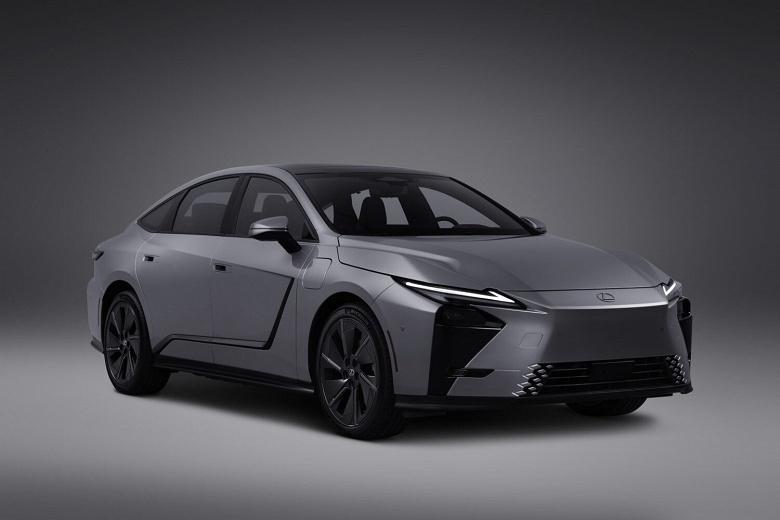 Новейший Lexus ES представлен в Европе: 2,5-литровый мотор, гибридные 244 л.с. и полный привод