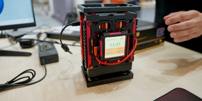 Объём всего 1 литр, но внутри не только мощный процессор, но и жидкостная СО. Thermalright показала производительные и очень компактные мини-ПК - 1 Объём всего 1 литр, но внутри не только мощный процессор, но и жидкостная СО. Thermalright показала производительные и очень компактные мини-ПК