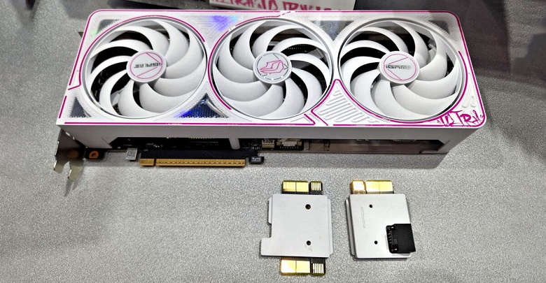 У этой видеокарты два совершенно разных разъёма питания, и оба можно отсоединить. Colorful показала необычный прототип - 1 У этой видеокарты два совершенно разных разъёма питания, и оба можно отсоединить. Colorful показала необычный прототип