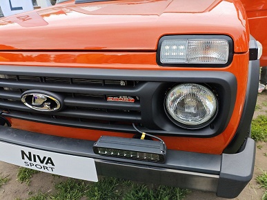 Это Lada Niva Sport в совершенно новом цвете: машину показали на фото
