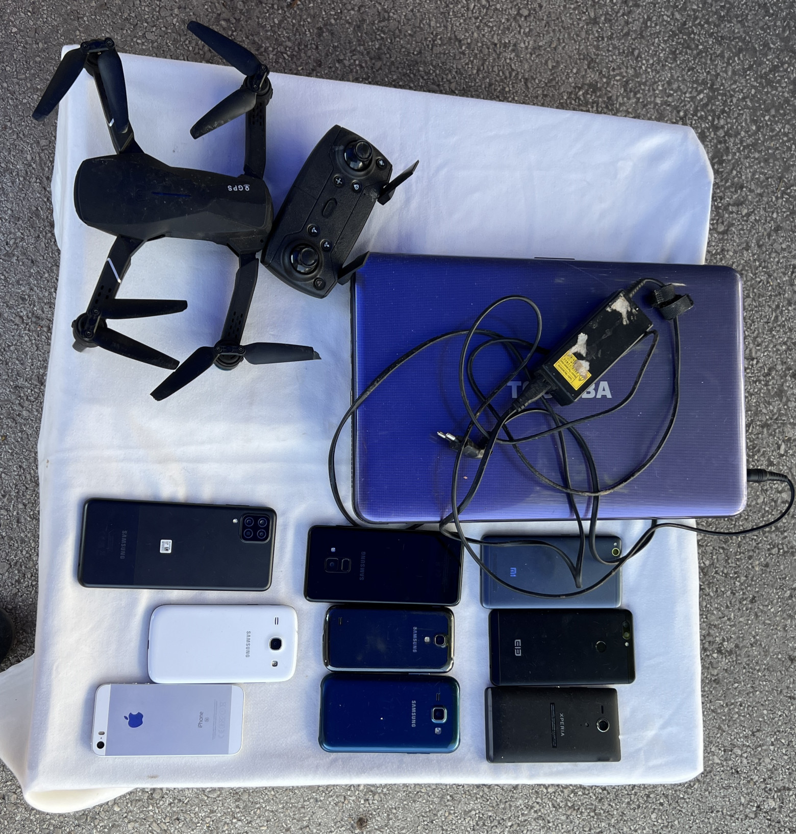 Почти летняя барахолка под Валенсией: новые находки. От коптеров до винтажных камер - 11 Почти летняя барахолка под Валенсией: новые находки. От коптеров до винтажных камер - 11