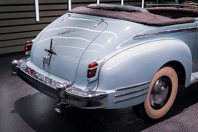 В Казахстане продают уникальный советский ЗиС-110Б. За «символ власти и торжественности» просят 99 млн рублей - 3 В Казахстане продают уникальный советский ЗиС-110Б. За «символ власти и торжественности» просят 99 млн рублей