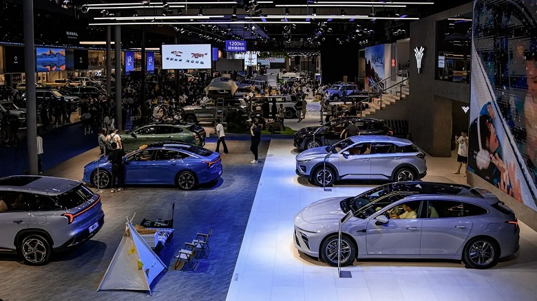 Новая схема: тысячи продавцов предлагают &laquo;подержанные автомобили с нулевым пробегом&raquo; по сниженным ценам на рынке Поднебесной