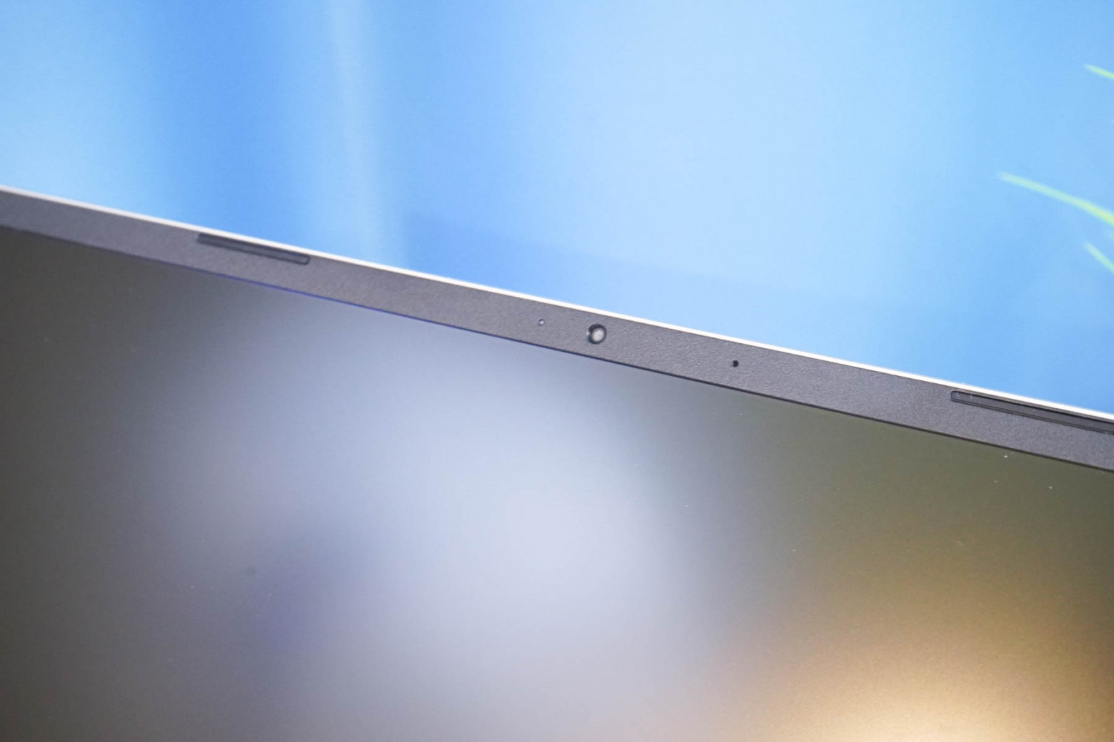 Что внутри ноутбука Maibenben M557? Разборка офисной модели на базе AMD Ryzen 7-5825U - 10