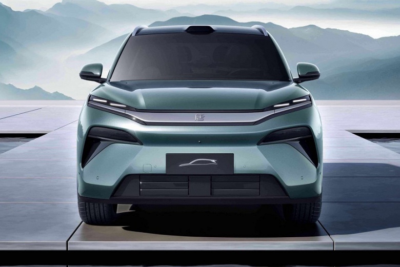 Альтернатива Toyota Highlander и Li Auto L6 &mdash; всего 4,5 млн рублей. В России появился 700-сильный гибрид BYD Tang L &mdash; &laquo;самый крутой китайский кроссовер&raquo; по версии китайских СМИ