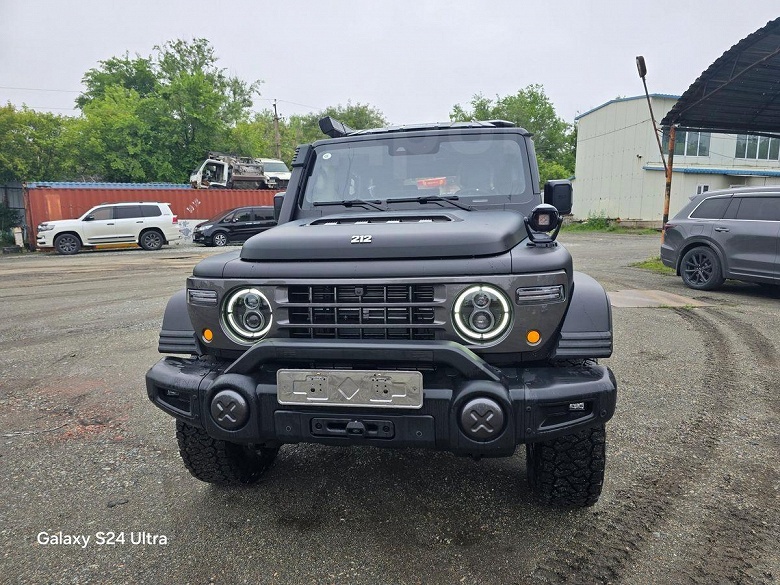 &laquo;Китайский УАЗик&raquo; продают в России за 5 млн рублей: 252 л.с., японский &laquo;автомат&raquo; Aisin, полный привод со всеми блокировками, а также лебедка, шноркель и клиренс более 30 см