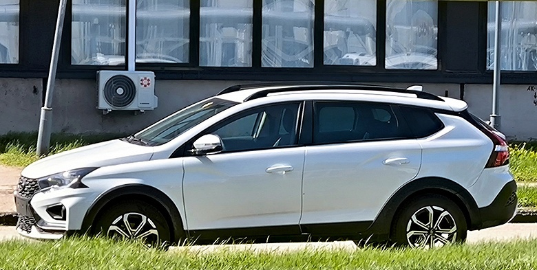 Производство Lada Iskra встало: за последние дни не собрано ни одной машины