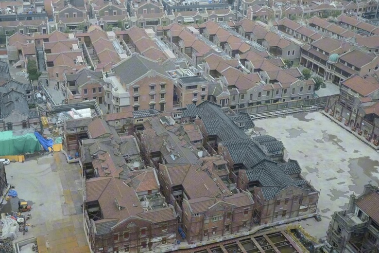 Сотни роботов передвинули целый городской квартал площадью в тысячи квадратных метров