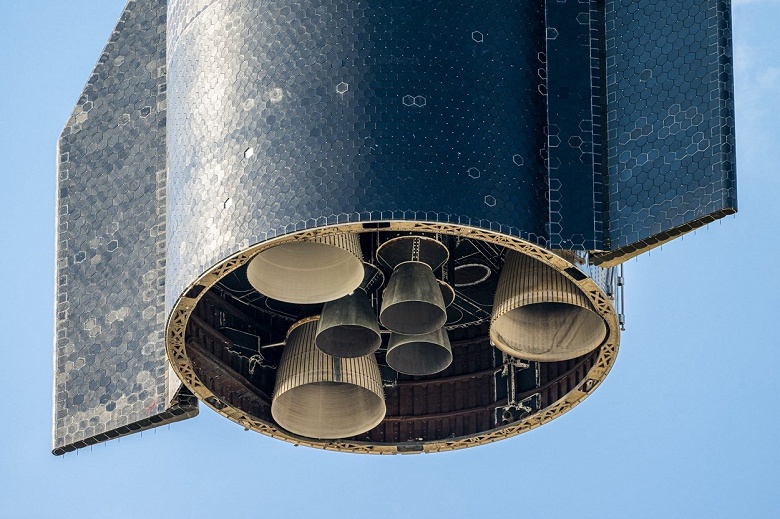 NASA и Пентагон ищут замену SpaceX на фоне сильнейшего скандала между Трампом и Маском