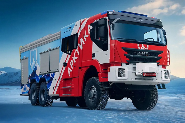 В России начали выпускать внедорожные пожарные грузовики с мотором Iveco