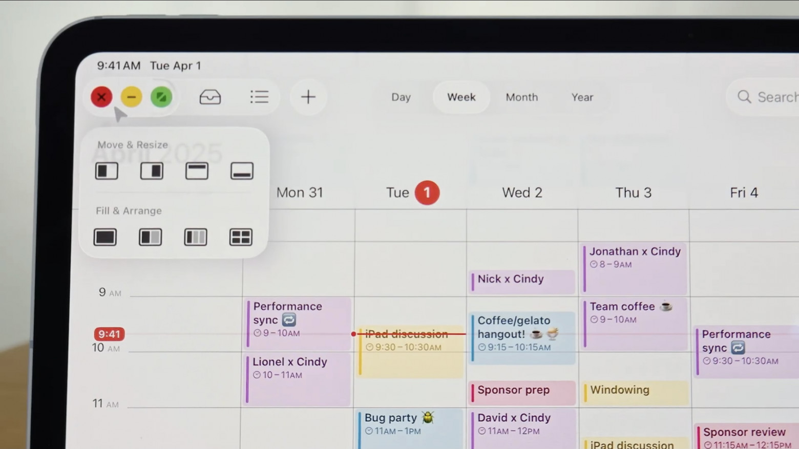 Слева в углу приложений при использовании курсора также доступен «светофор» как на Mac. 