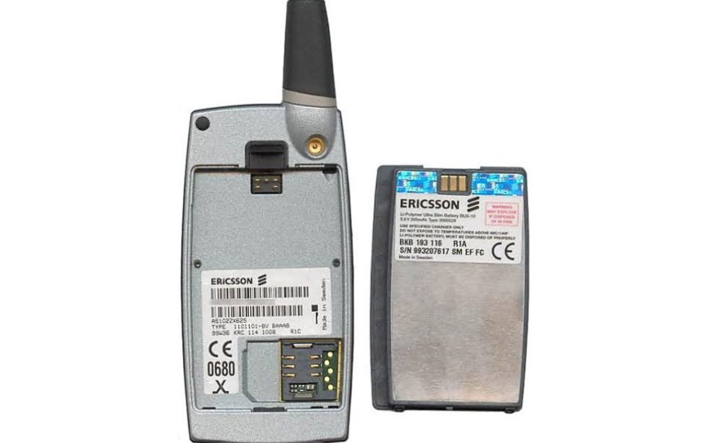 Ericsson T28s: раскладушка из 90-х. Вспоминаем эту модель и смотрим, что внутри - 2