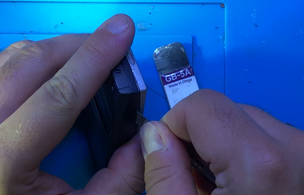 Ericsson T28s: раскладушка из 90-х. Вспоминаем эту модель и смотрим, что внутри - 3