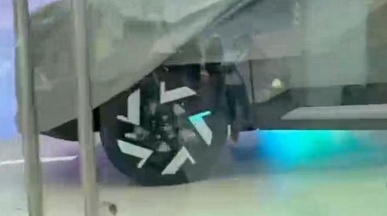 Будущий кроссовер АвтоВАЗа на базе Lada Vesta засняли за три дня до премьеры - 3 Будущий кроссовер АвтоВАЗа на базе Lada Vesta засняли за три дня до премьеры