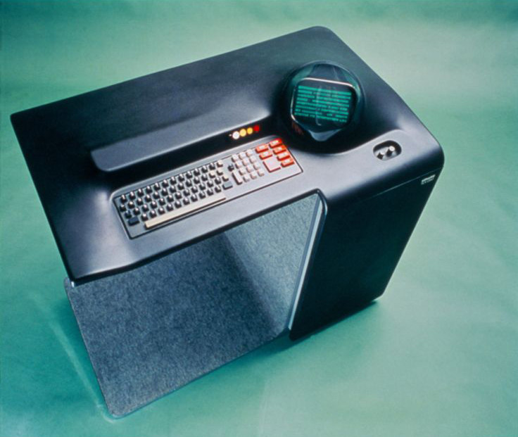 Клавиатура с защитой от вампиров и другая ретро техника времен, когда не боялись экспериментировать с дизайном - 2