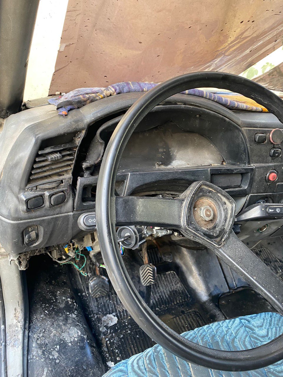 Меняли блок предов, коса проводки, панель и работа 