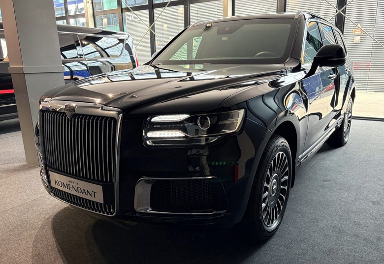 Представлен российский люксовый броневик Aurus Komendant. С 2026 года такую машину сможет купить любой желающий