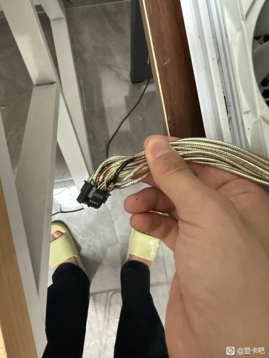 Проблема расплавления 16-контактного разъема по-прежнему с нами: на этот раз пострадали две GeForce RTX 5090D