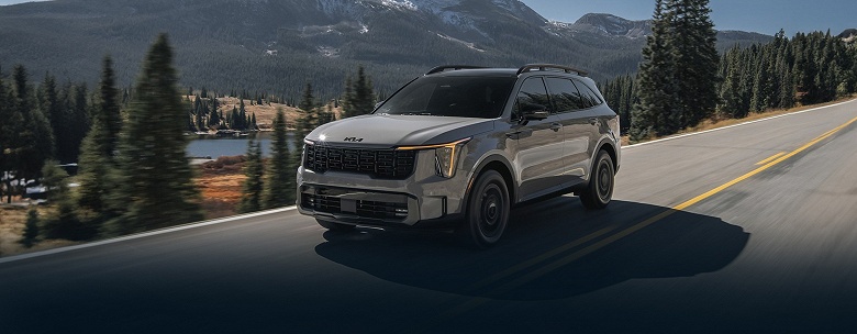 В России доставили партию новых Kia Sorento 2025 - 1 В России доставили партию новых Kia Sorento 2025