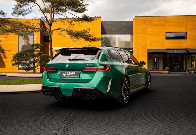 В Россию приехал сверхпопулярный BMW M5 Touring: первую машину в наличии продают за 20,5 млн рублей