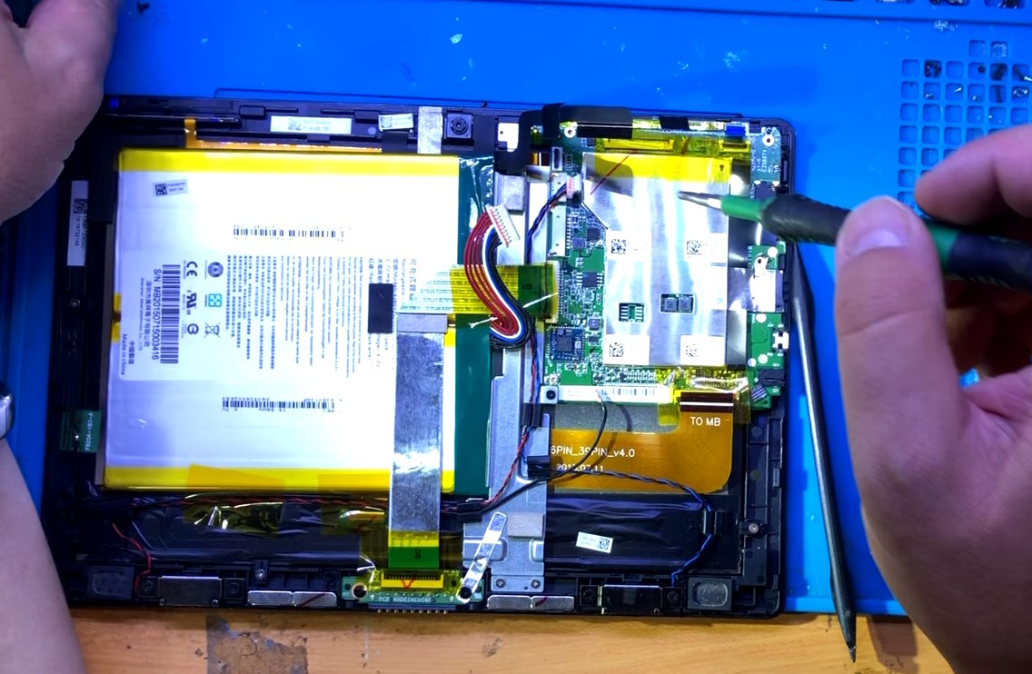 Acer Switch One 10: как я спас необычный планшет-трансформер с барахолки. Что это за устройство? - 8 image