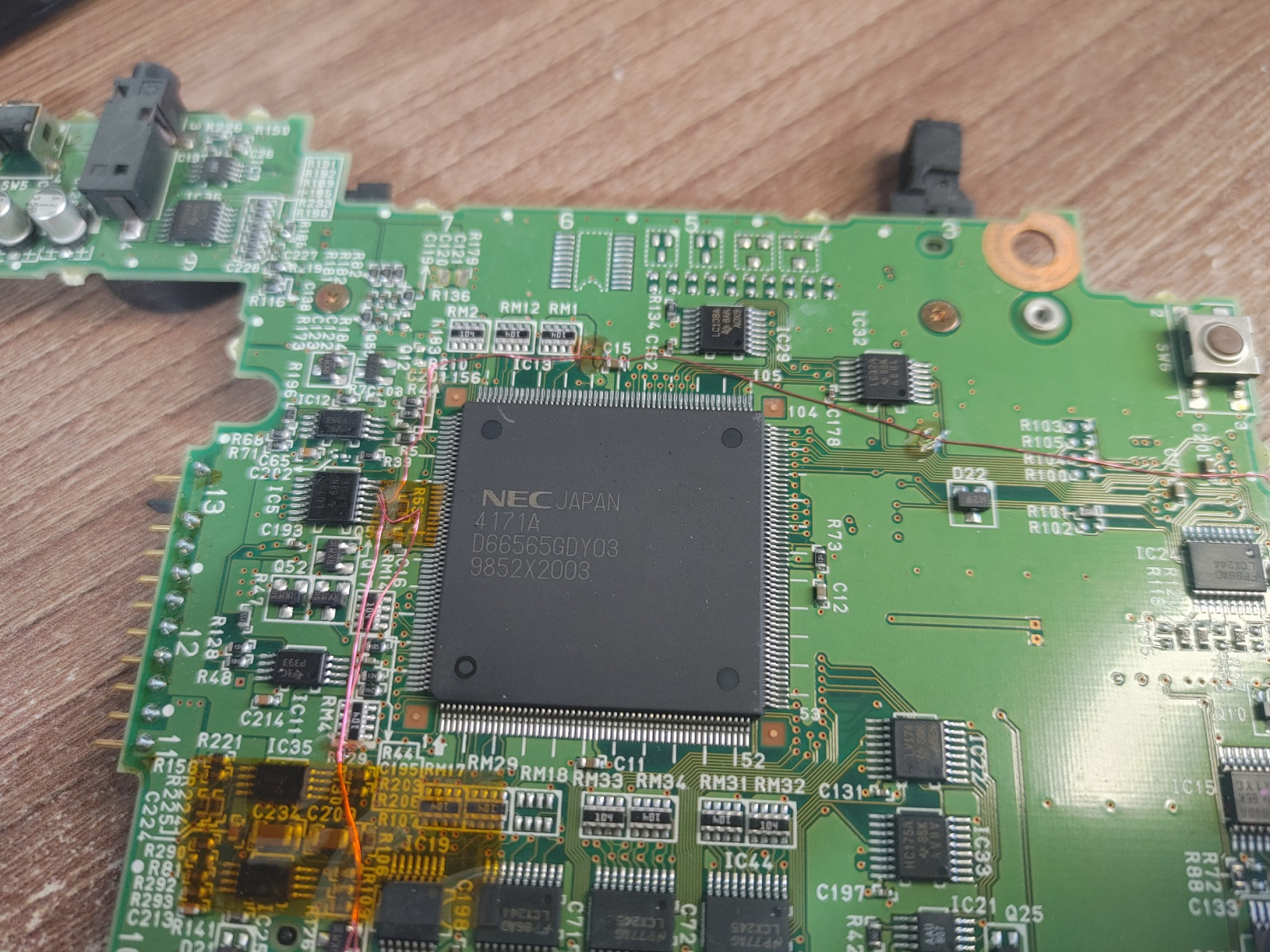 Редчайший японский ноутбук с MIPS-процессором - 11