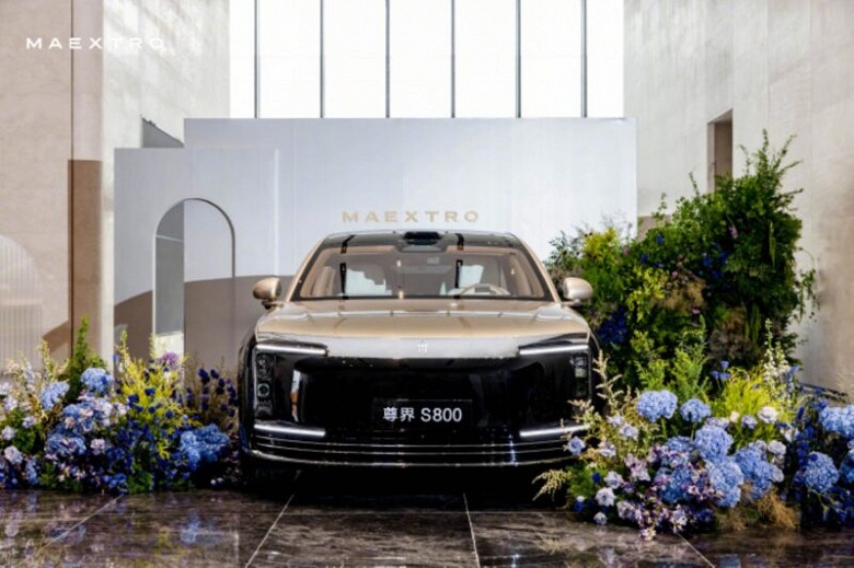 Замена Mercedes-Maybach S-Class длиной почти 5,5 м с крошечным радиусом разворота 3,8 м, мощностью до 863 л.с. и новейшими технологиями. Новейшие Maextro S800 раскупают как горячие пирожки - 2 Замена Mercedes-Maybach S-Class длиной почти 5,5 м с крошечным радиусом разворота 3,8 м, мощностью до 863 л.с. и новейшими технологиями. Новейшие Maextro S800 раскупают как горячие пирожки