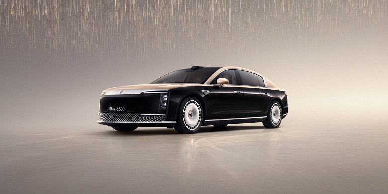 Замена Mercedes-Maybach S-Class длиной почти 5,5 м с крошечным радиусом разворота 3,8 м, мощностью до 863 л.с. и новейшими технологиями. Новейшие Maextro S800 раскупают как горячие пирожки - 1 Замена Mercedes-Maybach S-Class длиной почти 5,5 м с крошечным радиусом разворота 3,8 м, мощностью до 863 л.с. и новейшими технологиями. Новейшие Maextro S800 раскупают как горячие пирожки