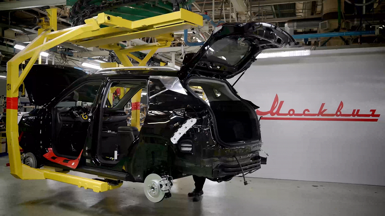 Цены падают: &laquo;Москвич 3&raquo; теперь от 1,6 млн рублей