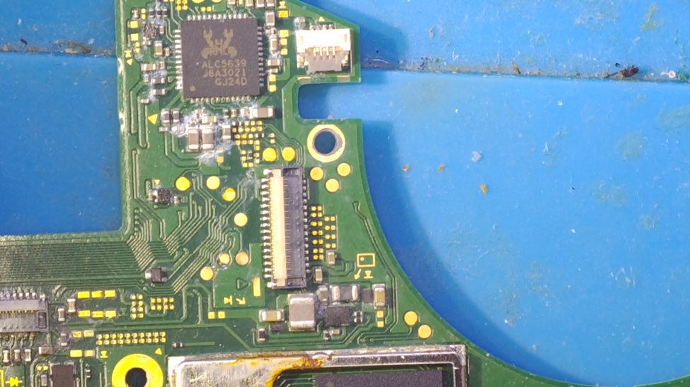 Еще чуток следов залития