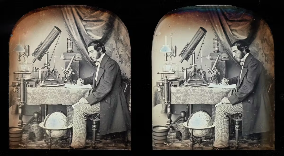 Автопортрет Джона Бенджамина Дэнсера, работающего с оптическим оборудованием, которое он изготовил и продал, около 1851