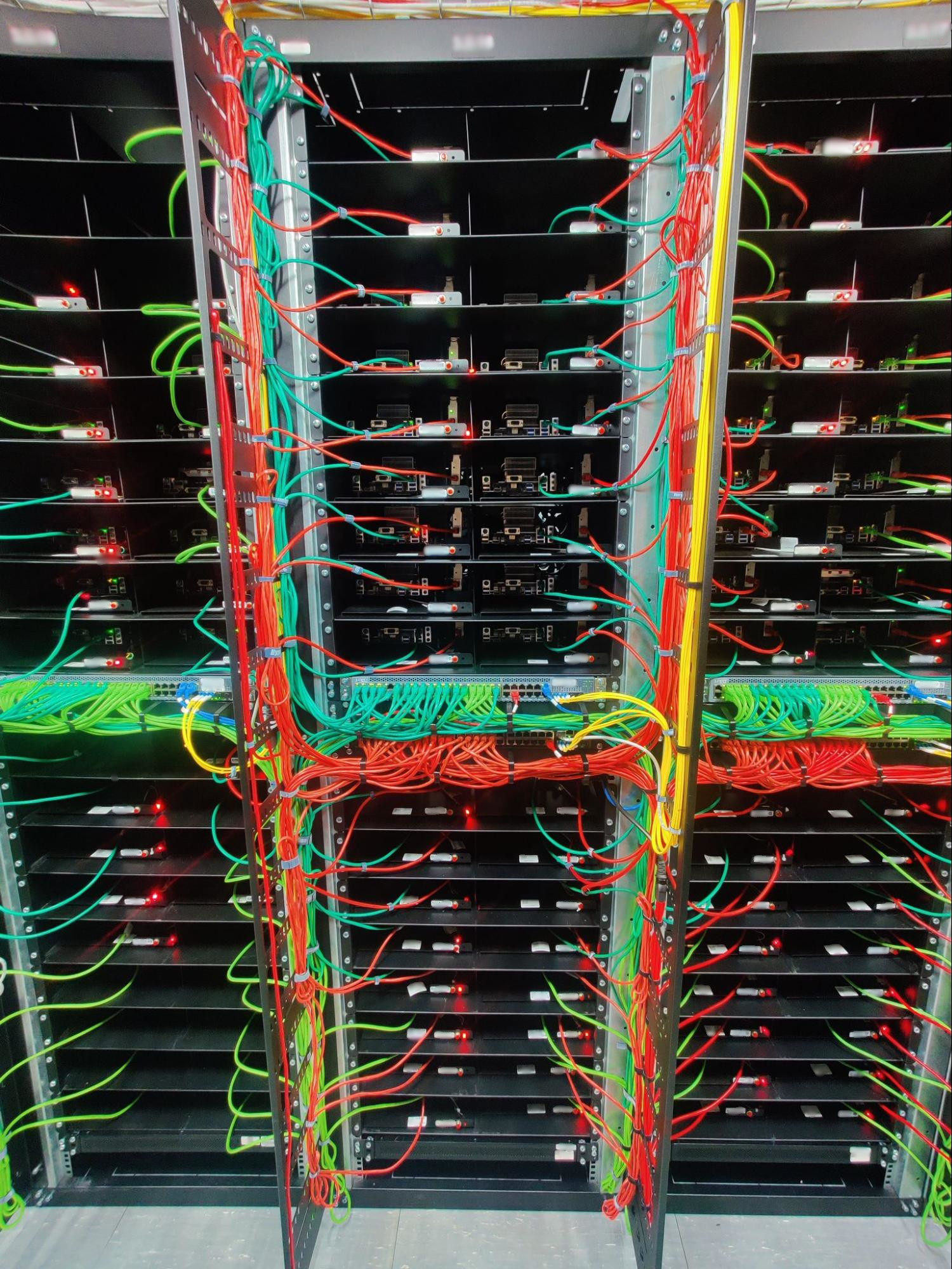 Как уплотнялись серверы линейки ChipCore - 8