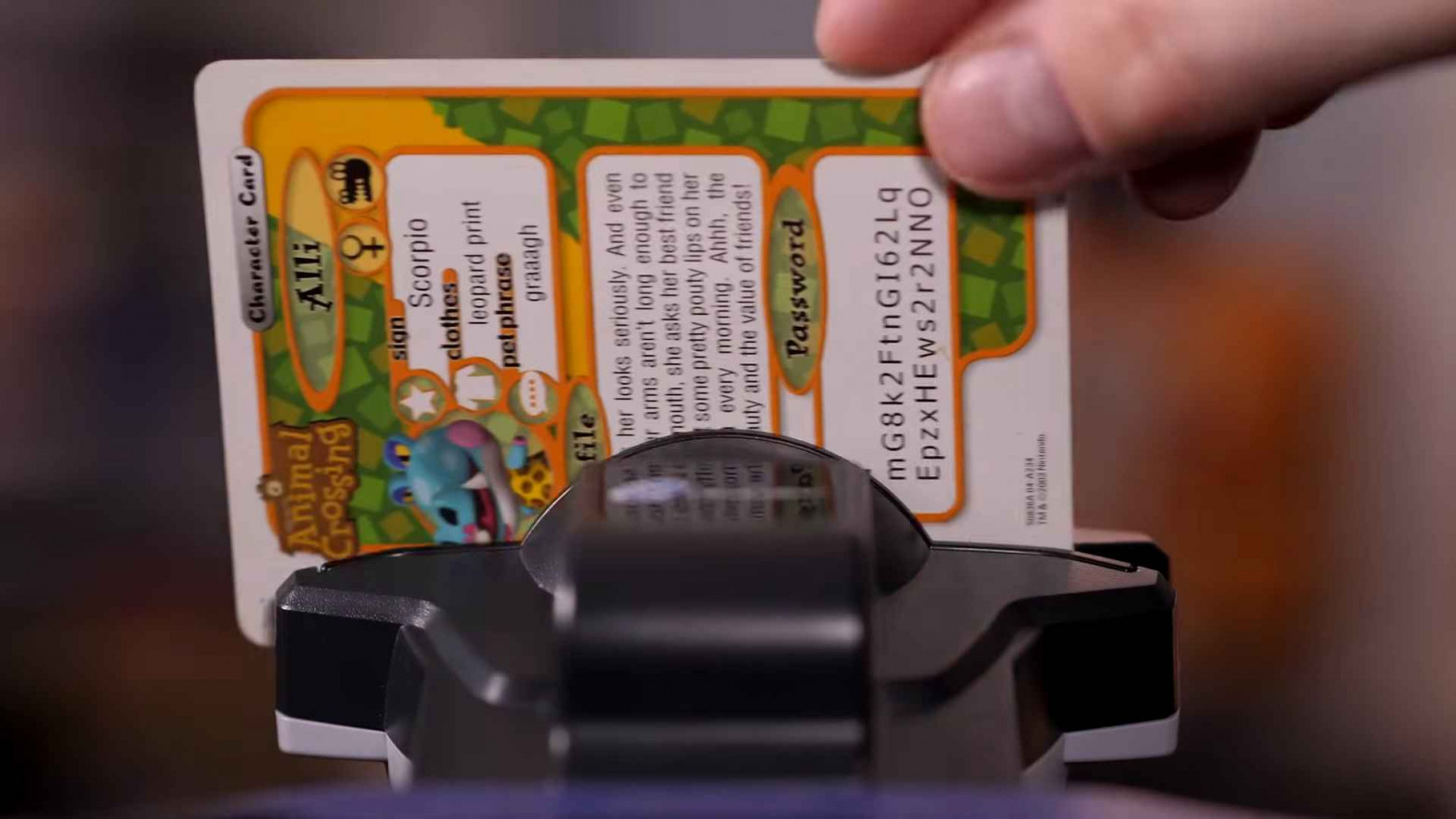 Да, коллекционные карточки Animal Crossing появились ещё в нулевых: для получения новых предметов надо было либо вот тот длинный код вводить, либо ридером для GBA специальный код отсканировать. Скриншот из видео Nitro Rad