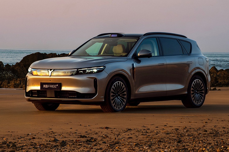 1366 улучшения, 7-литровый холодильник в салоне, 476 л.с., полный привод, сверхкомфортная подвеска и передовые технологии Huawei. Стартовали продажи Voyah Free+, он стал хитом - 1 1366 улучшения, 7-литровый холодильник в салоне, 476 л.с., полный привод, сверхкомфортная подвеска и передовые технологии Huawei. Стартовали продажи Voyah Free+, он стал хитом